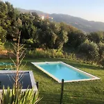Casa Em Com Vista Para O Rio Douro * 레센데