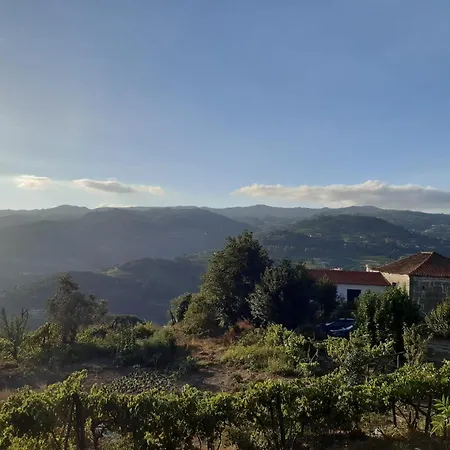 Casa Em Com Vista O Rio Douro