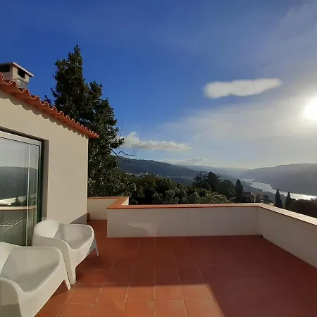 Casa Em Com Vista O Rio Douro 펜션